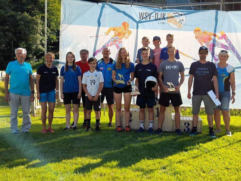 Rastbüchler Athleten liefern Top-Leistung beim heimischen Sommerspringen