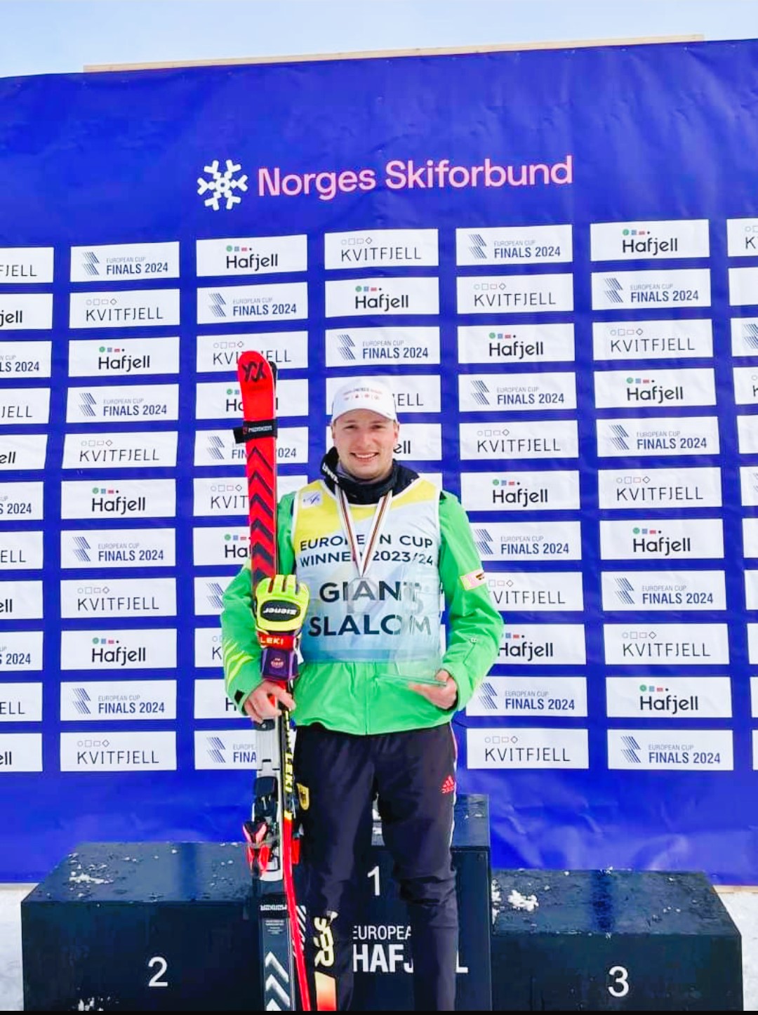 Stockinger Jonas auf Platz 1 im Europacup GS 2023-2024